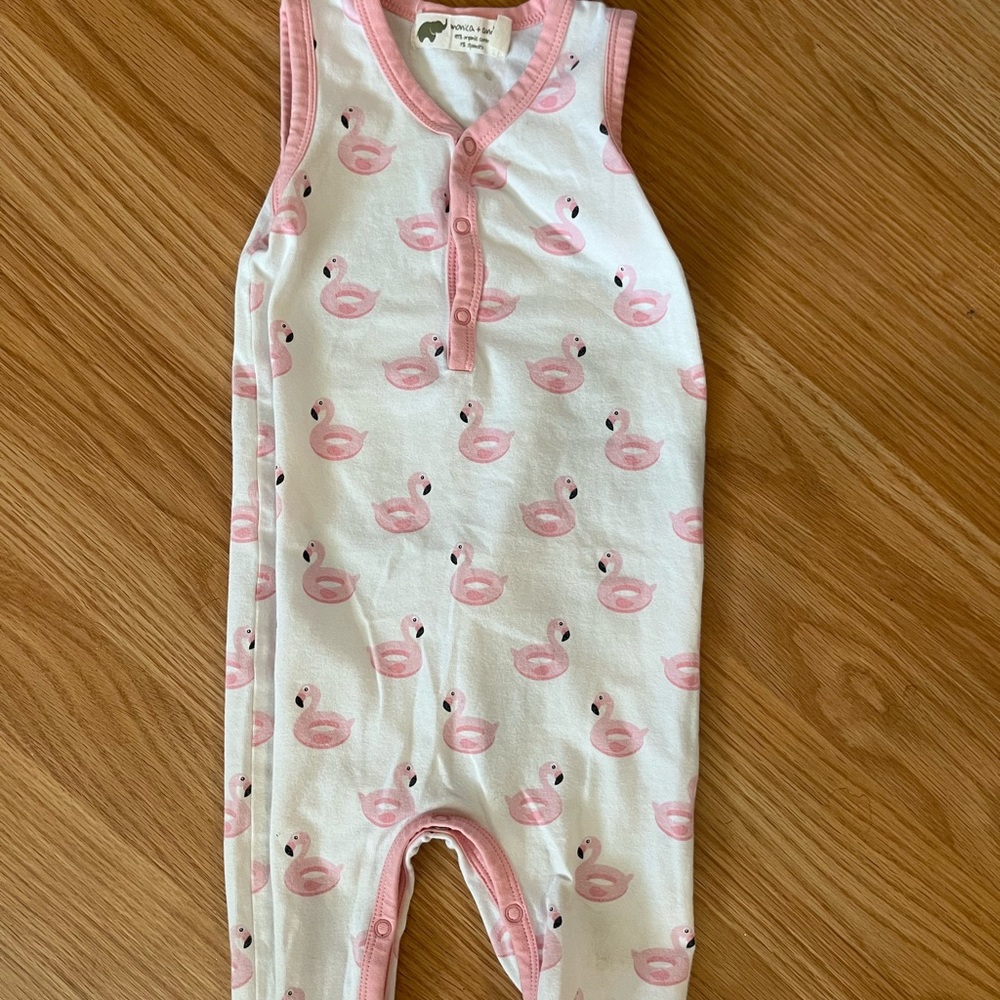 Monica + Andy Pink/ White 95% organic cotton and 5% spandex Size 9-12 months‎